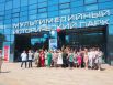 Ростовчане после торжественного мероприятия запустили шарики цветов российского триколора.