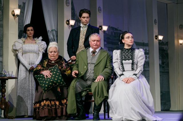 Спустя 25 лет в театре снова поставили спектакль по пьесе Островского «Женитьба Белугина».