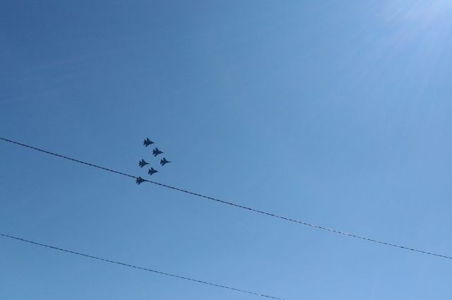 В Оренбурге прошла репетиция полёта "Русских витязей"