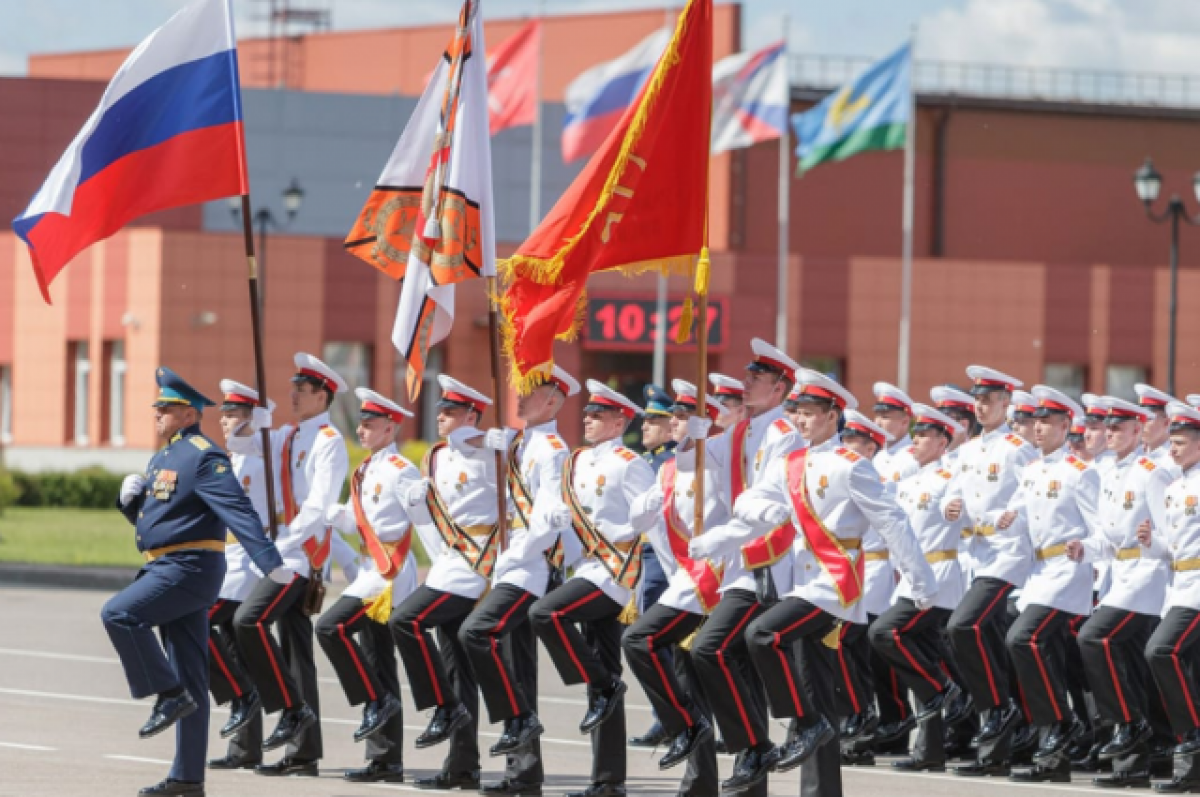 Из Тульского суворовского военного училища выпустились 62 ученика | АиФ Тула