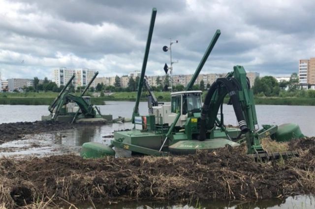 В Набережных Челнах приступили к очистке реки Мелекески. 