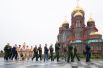 В рамках акции «Свеча памяти» 1418 свечей зажгли на Соборной площади Главного Храма ВС РФ