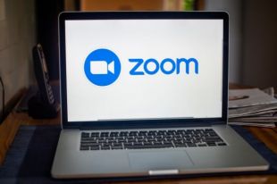 Zoom предоставит бесплатный доступ для украинцев.