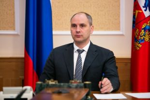 Денис Паслер поручил главам территорий взять под контроль ситуацию с зарплатой в сельхозпредприятиях.