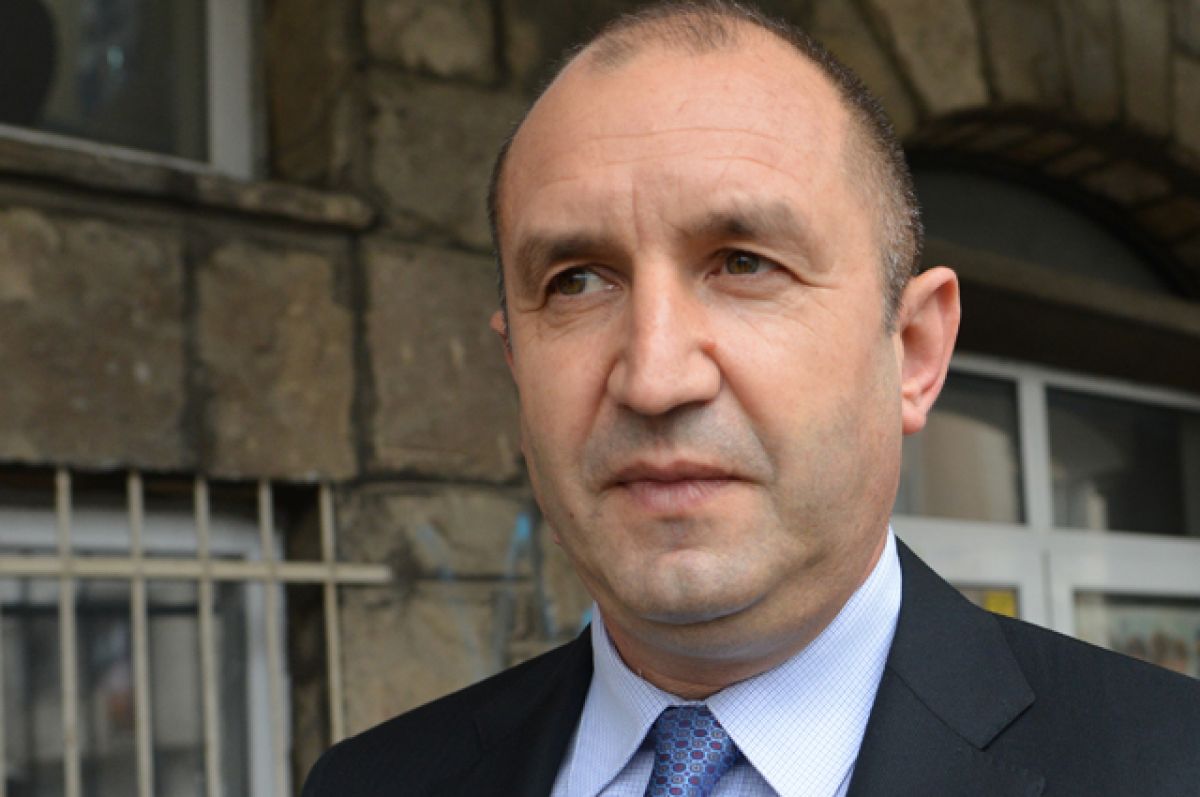 Президент Болгарии не смог пояснить причины высылки российских дипломатов