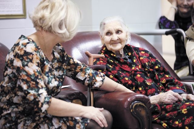 Для пожилых людей очень важно общение с единомышленниками. 