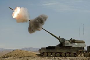Гаубица PzH 2000.