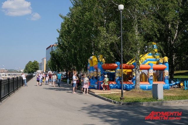Всё лето в Перми — традиционные выходные на набережной.