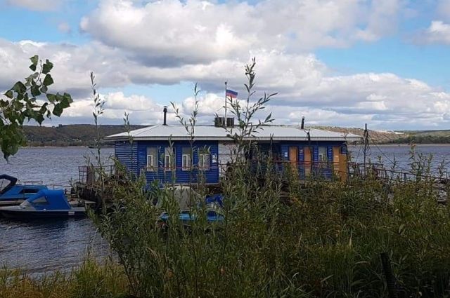Жители Гавриловой Поляны пожаловались на неудобные мостки. 