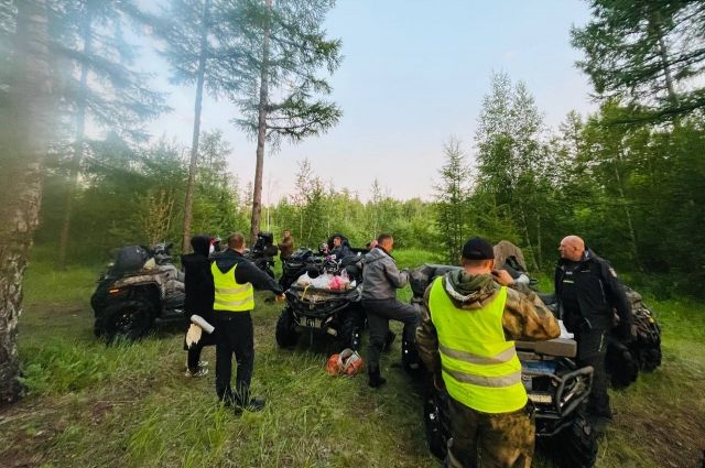 Романа искали и полицейские с собаками, и волонтеры. Поиски вели в том числе с воздуха.