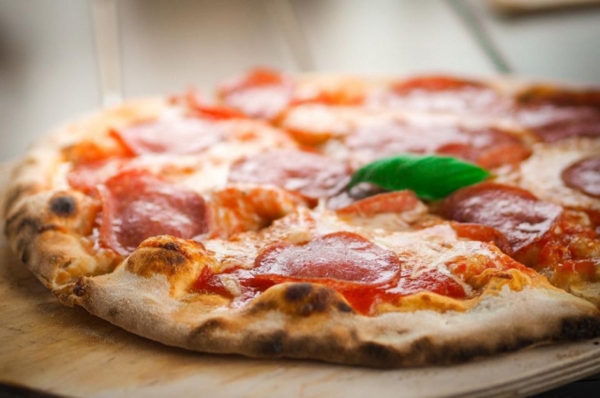Московские рестораны Pizza Hut стали менять вывески на «Пицца Н‎»
