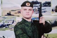 Сорочинцы проводили в последний путь младшего сержанта контрактной службы Дмитрия Комлева.