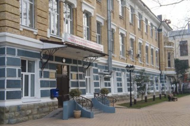 Туапсинская больница, в которую доставили детей из поезда Череповец-Адлер.