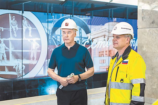 Мэр Собянин осмотрел строящуюся станцию «Сокольники» Большой кольцевой линии. 