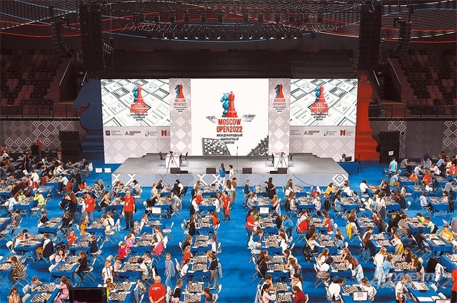 Огромный зал во Дворце гимнастики Ирины Винер-Усмановой оказался идеальным для проведения массовых турниров.