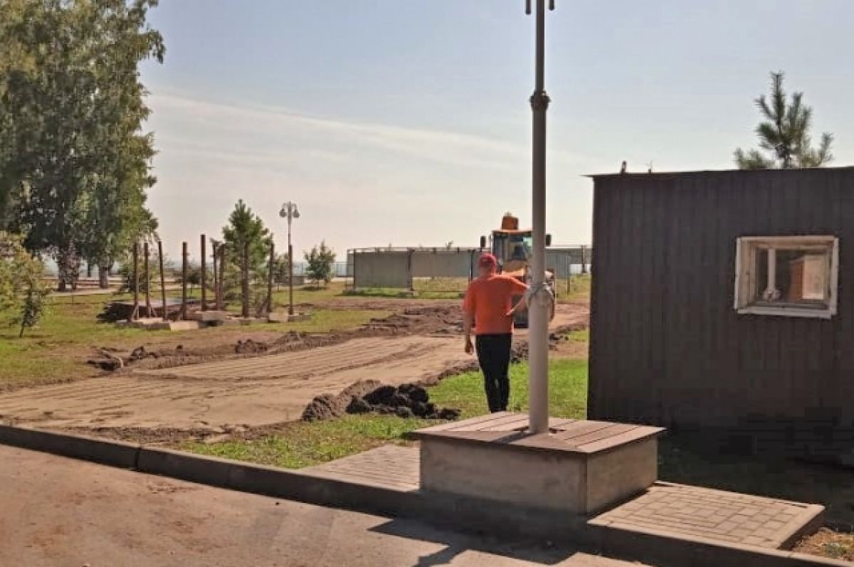 В Нагорном парке Барнаула начали готовить место для 30-метровой стелы