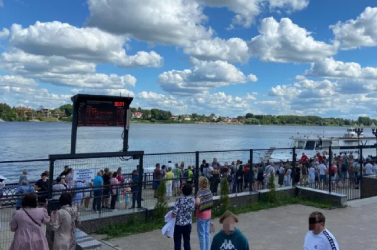 Пассажирам ярославль. Прогулка по Волге в Ярославле на речном трамвайчике. Будет ли в Ярославле Волжской набережной?.