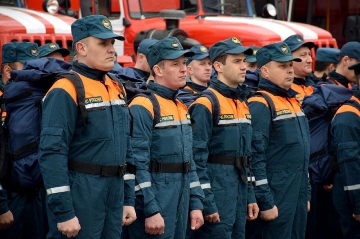 Завтра в тюмени. МЧС фото. Спасатели МЧС России фото. Учения в МЧС армия. Тематическая фотосессия МЧС России.