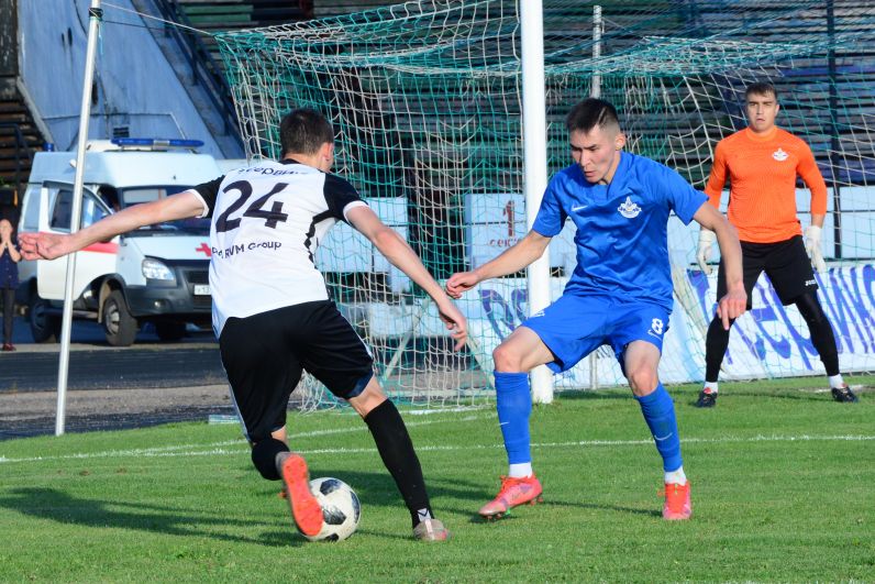 ФК «Иркутск» одержал победу над «Бурятией» благодаря голу на 90 минуте.