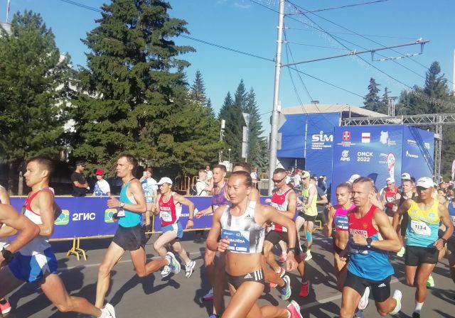 Сибирский Международный марафон собрал тысячи участников.