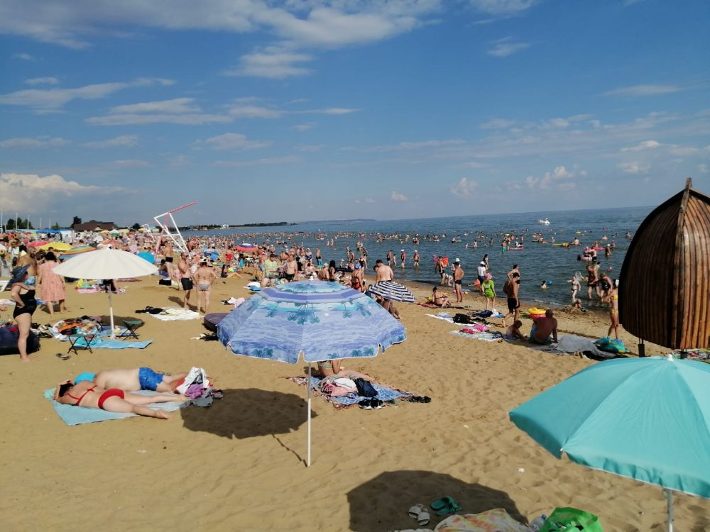 Пляж камское море казань. Пляж Камское море в Лаишево. Пляж Лаишево Казань. Камское море Казань. Пляж море в Казани.