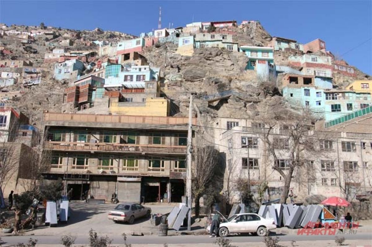В результате взрыва в Кабуле погибли 12 человек