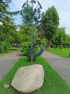 Символ мира и доброты «Одуванчик» в центральном парке им. Ефрема Эшбы. 