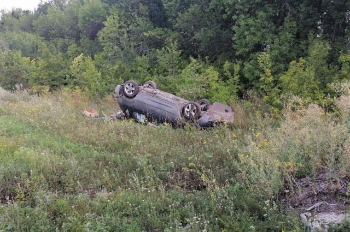 Стала вдовой в 26 попали в аварию. Перевернутая машина. Унесло в кювет. ДТП Саратовская область Балашов.