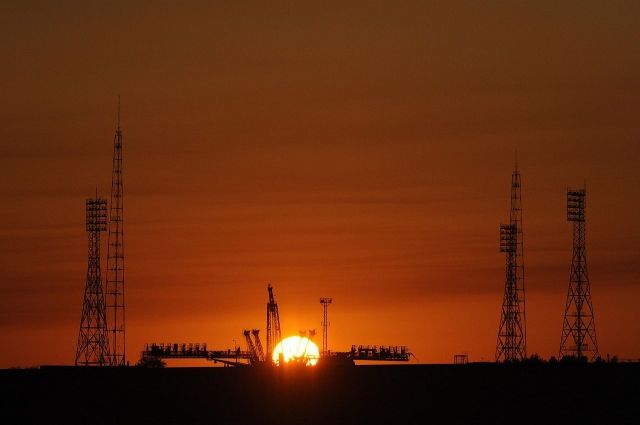 С помощью ракеты-носителя «Союз» на околоземную орбиту были выведены 16 объектов. 