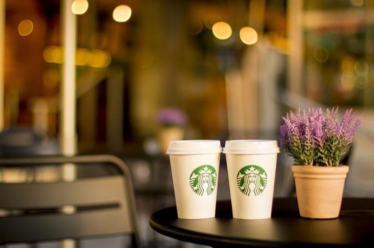Совладелец Starbucks подал три заявки на регистрацию названия сети кофеен