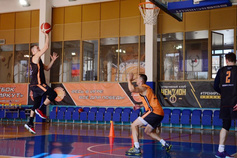 Баскетбольный «Иркут» готовится к новому сезону.