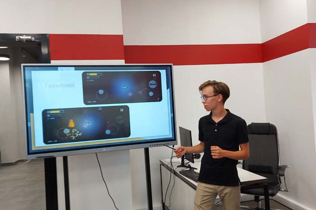 Иванов Максим создал игру, которую ученики IT-куба разрабатывали на направлении GameDev. С этой игрой ребята победили в Национальной технологической олимпиаде.
