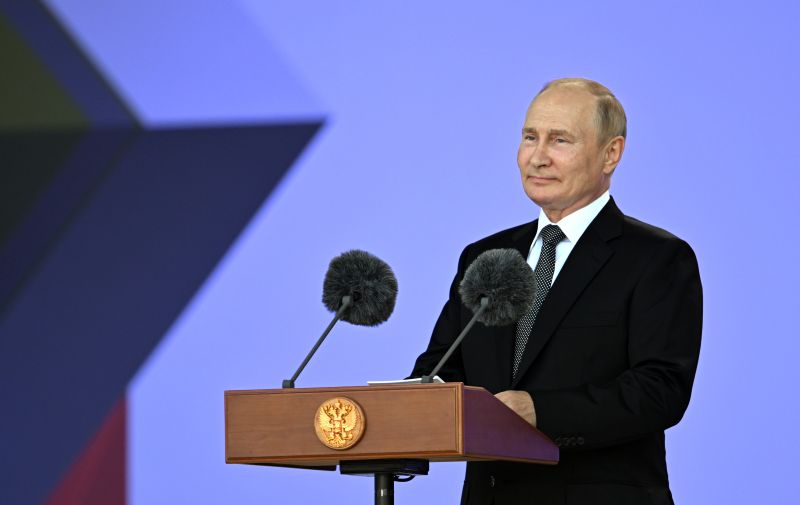 Президент РФ Владимир Путин выступает на церемонии открытия международного военно-технического форума «Армия-2022» и Армейских международных игр-2022 в Конгрессно-выставочном центре «Патриот».