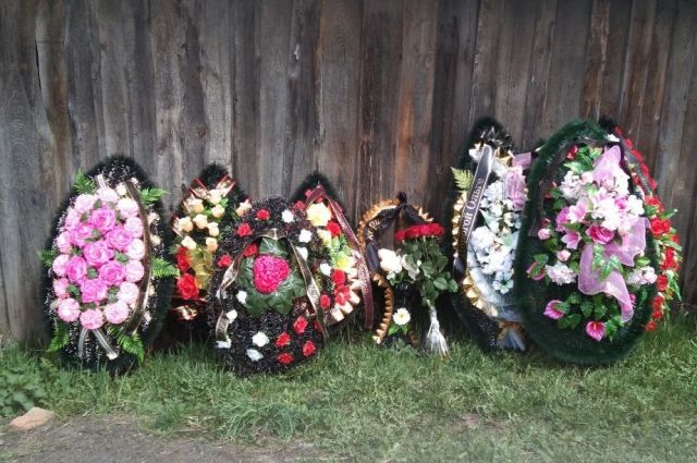 В Татарстане погибшего в Украине солдата похоронили в родном селе. 