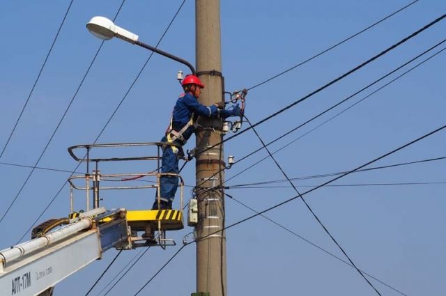 демонтаж неизолированного провода на ВЛ-0,4 кВ в Давлекановском РЭС.