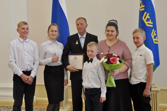 Семья Классен из Исетского района награждена в 2019 году медалями 