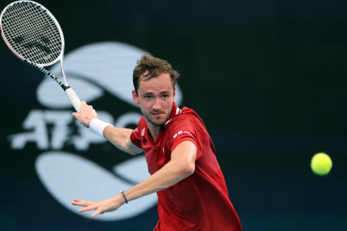Медведев вышел в четвертьфинал теннисного турнира в Цинциннати
