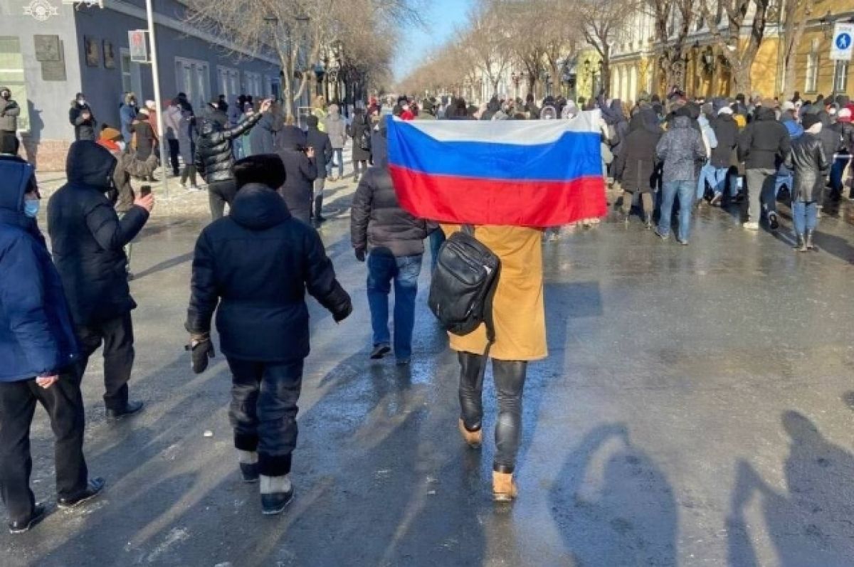 Извинения полиции. Протесты в России. Митинг против войны. Протесты в Германии. Протестующие в суде.