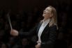 «Тар» (Tár) — режиссёр Тодд Филд. Кейт Бланшетт играет вымышленного выдающегося дирижёра и композитора Лидию Тар, которая становится первой в истории женщиной-дирижёром Берлинского оркестра.