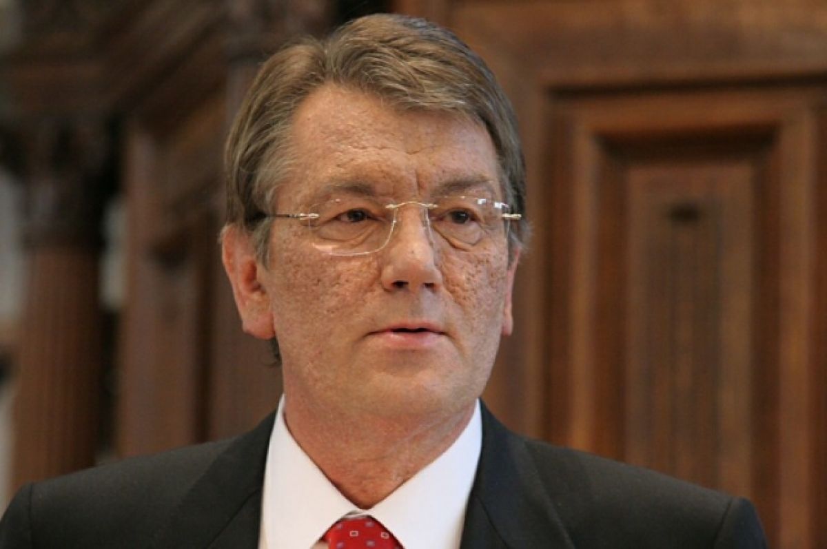 Ющенко: толпа лидеров ЕС уговаривала Зеленского пойти на переговоры