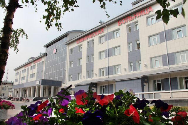 Женщине провели операцию в окружной клинической больнице Сургута