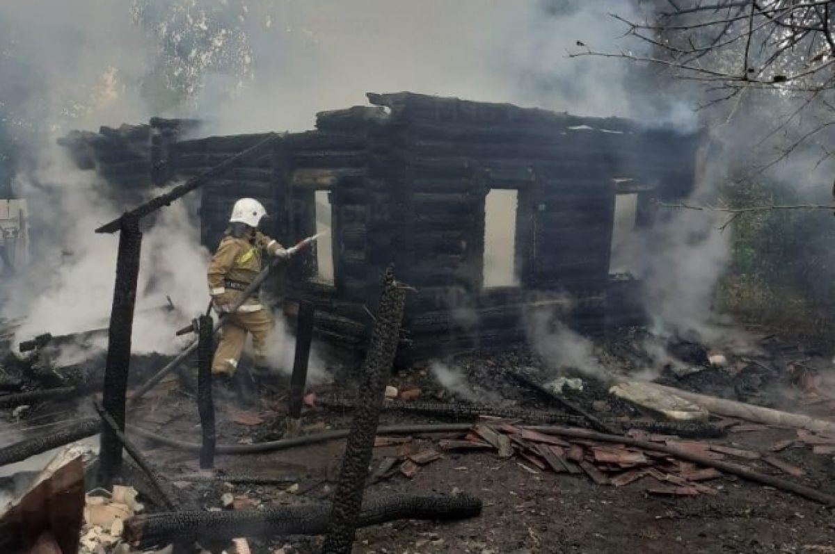 В селе Елионка на Брянщине сгорел жилой дом