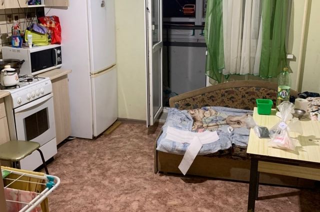 В Оренбурге 22-летняя девушка содержала наркопритон в съемной квартире.