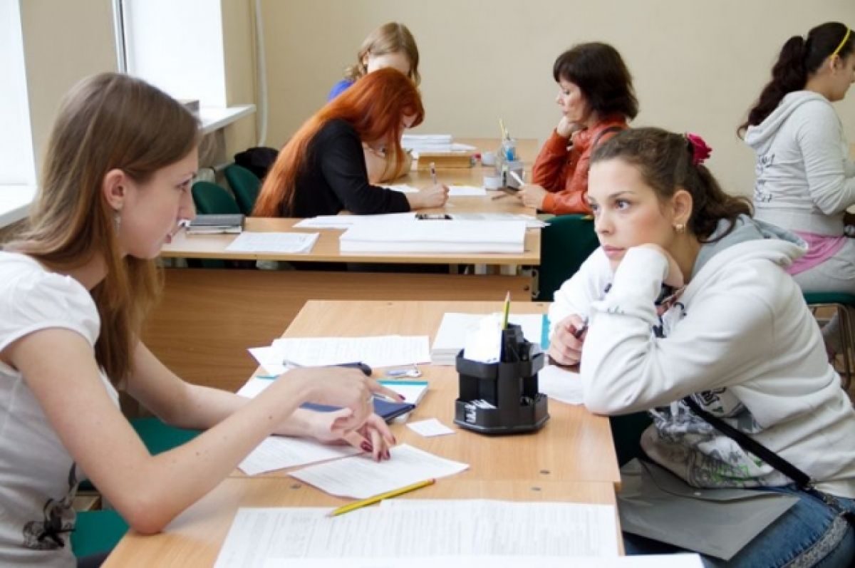 Двфу заявления. Учебное заведение. ЕГЭ. Вуз. Выпускники сдают ЕГЭ.