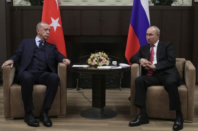 Президент РФ Владимир Путин и президент Турции Реджеп Тайип Эрдоган. 