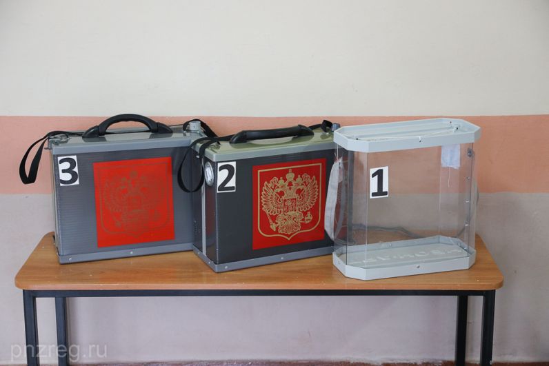 Все бюллетени на избирательных участках поместят в сейф-пакеты.