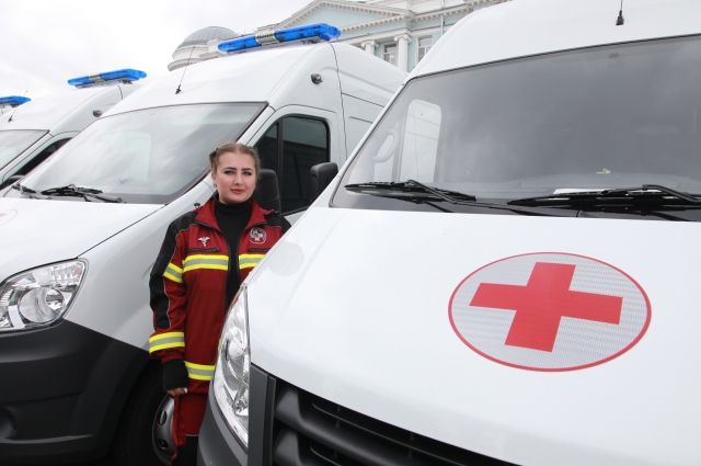 52 новые машины скорой помощи уже отправились в города области.