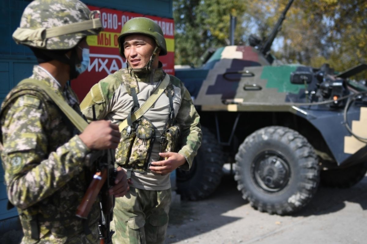 Пограничники Киргизии и Таджикистана устроили перестрелку на границе