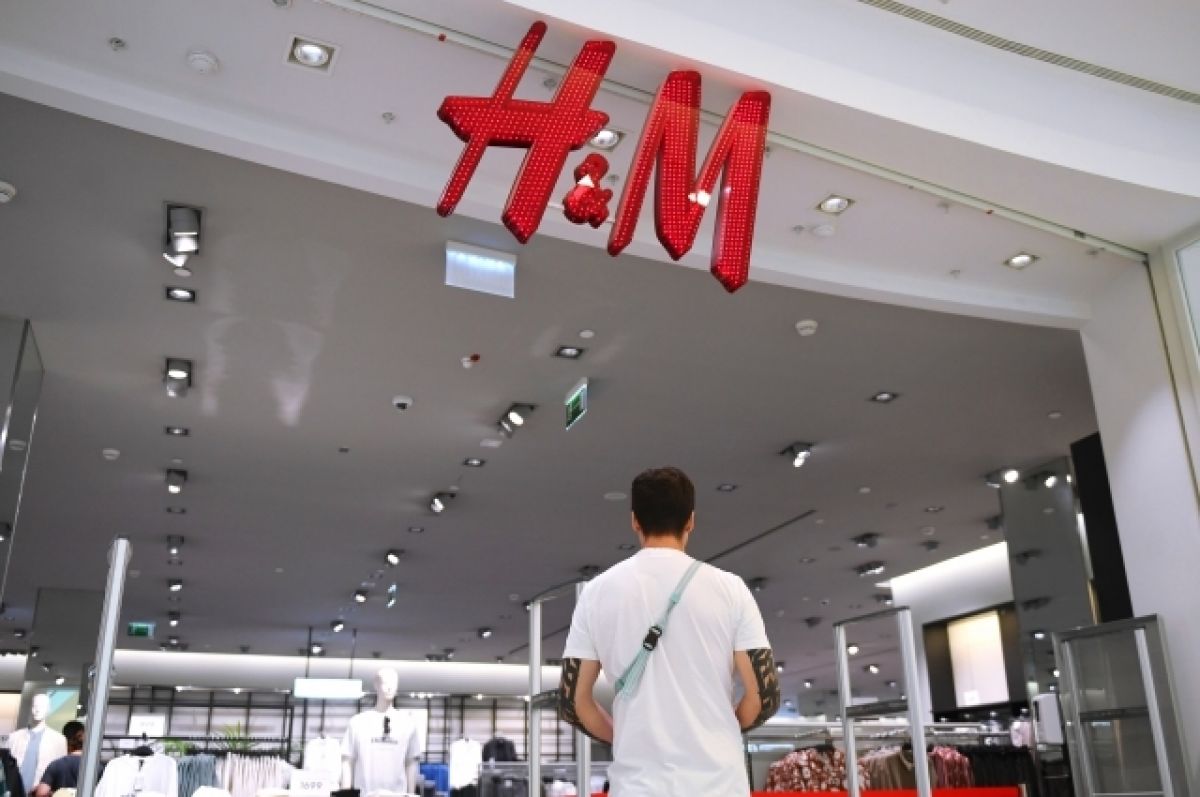 H&M начал ввозить в Россию новую коллекцию