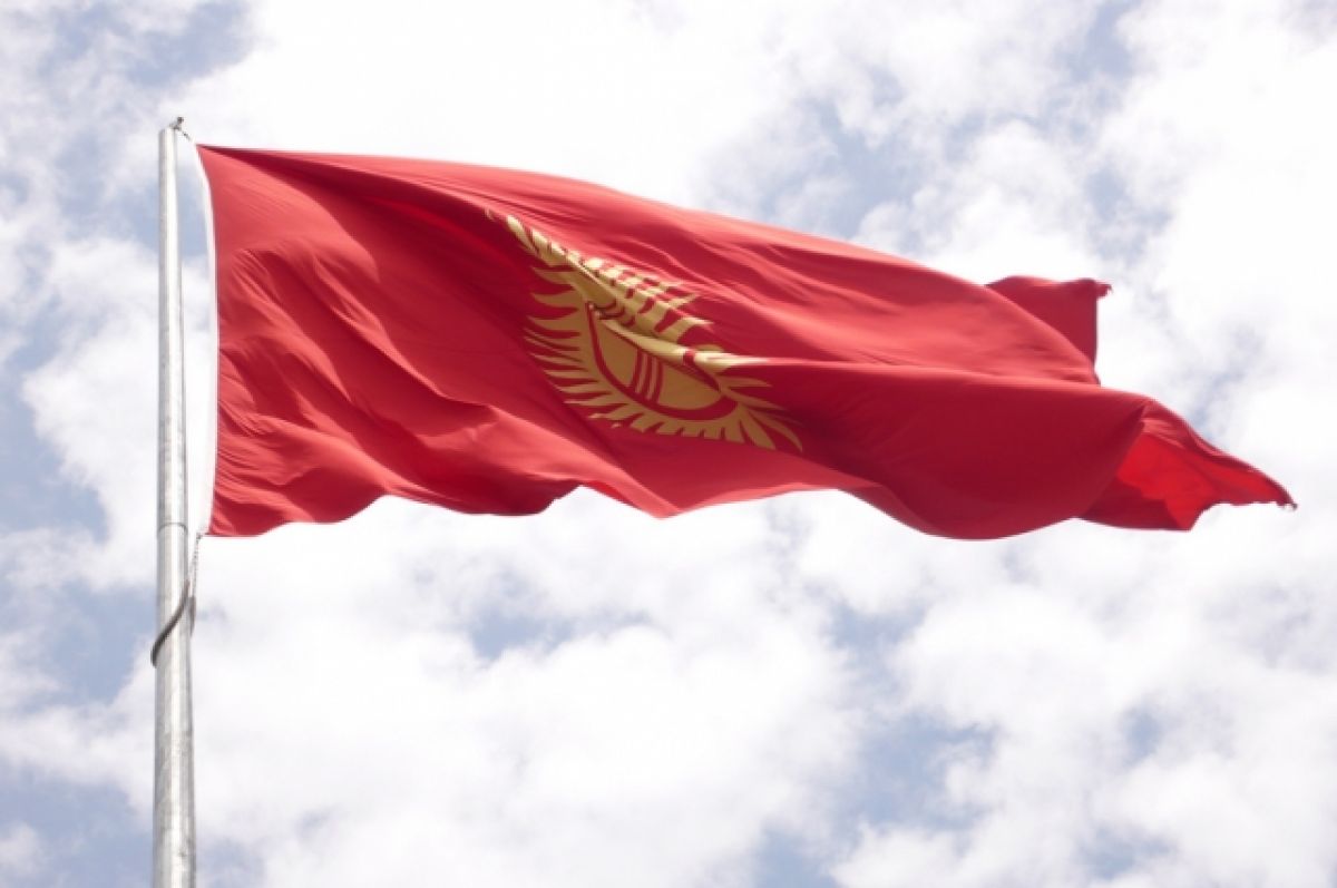 Киргизия эвакуировала более 136 тыс. человек из зоны боев на границе